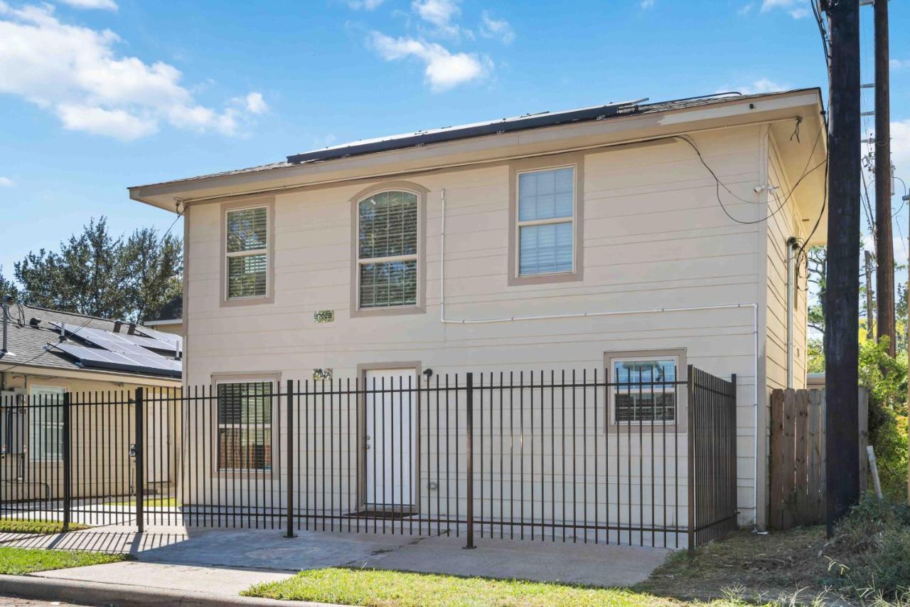 Stunning, Vibrant&Modern APT Near Med Center Houston Exterior foto